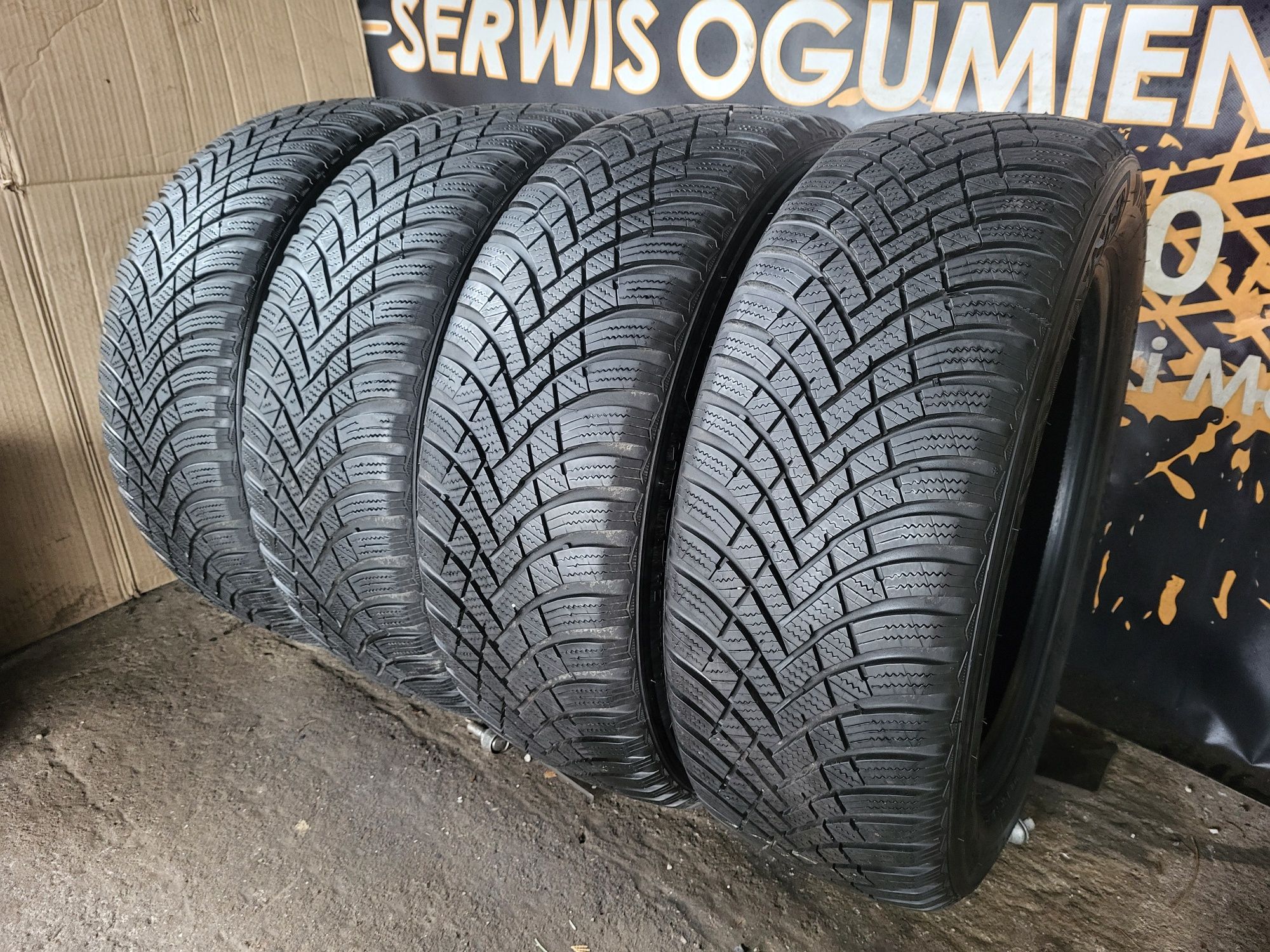 Opony zimowe 205/55/16 Hankook 22rok 5,5/7,6mm