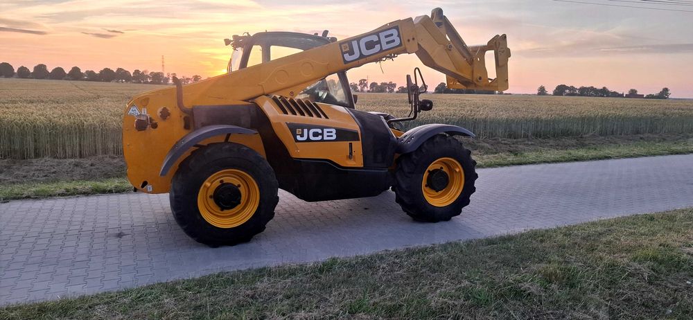 Ladowarka jcb 531 70 , 13 R