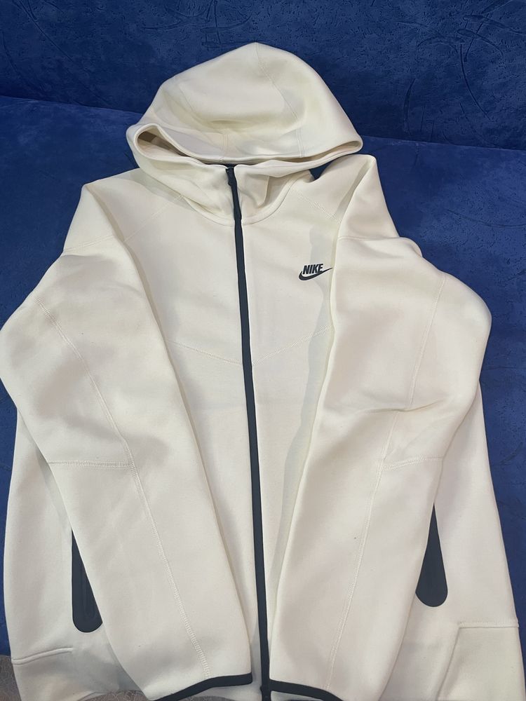 Nike Sportswear Tech Fleece Windrunner