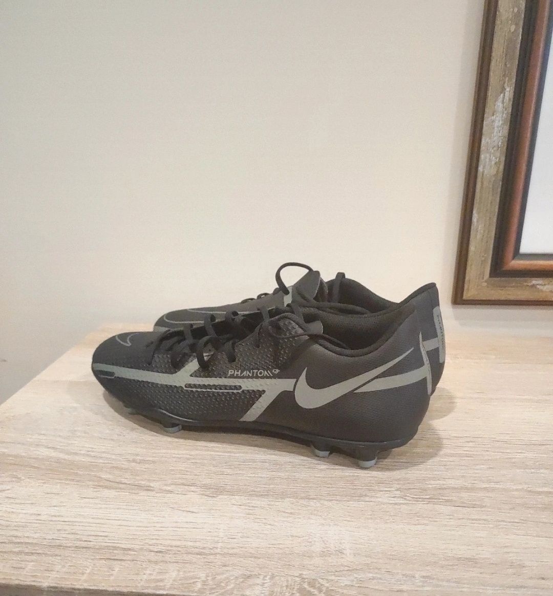 Chuteiras Nike Phantom