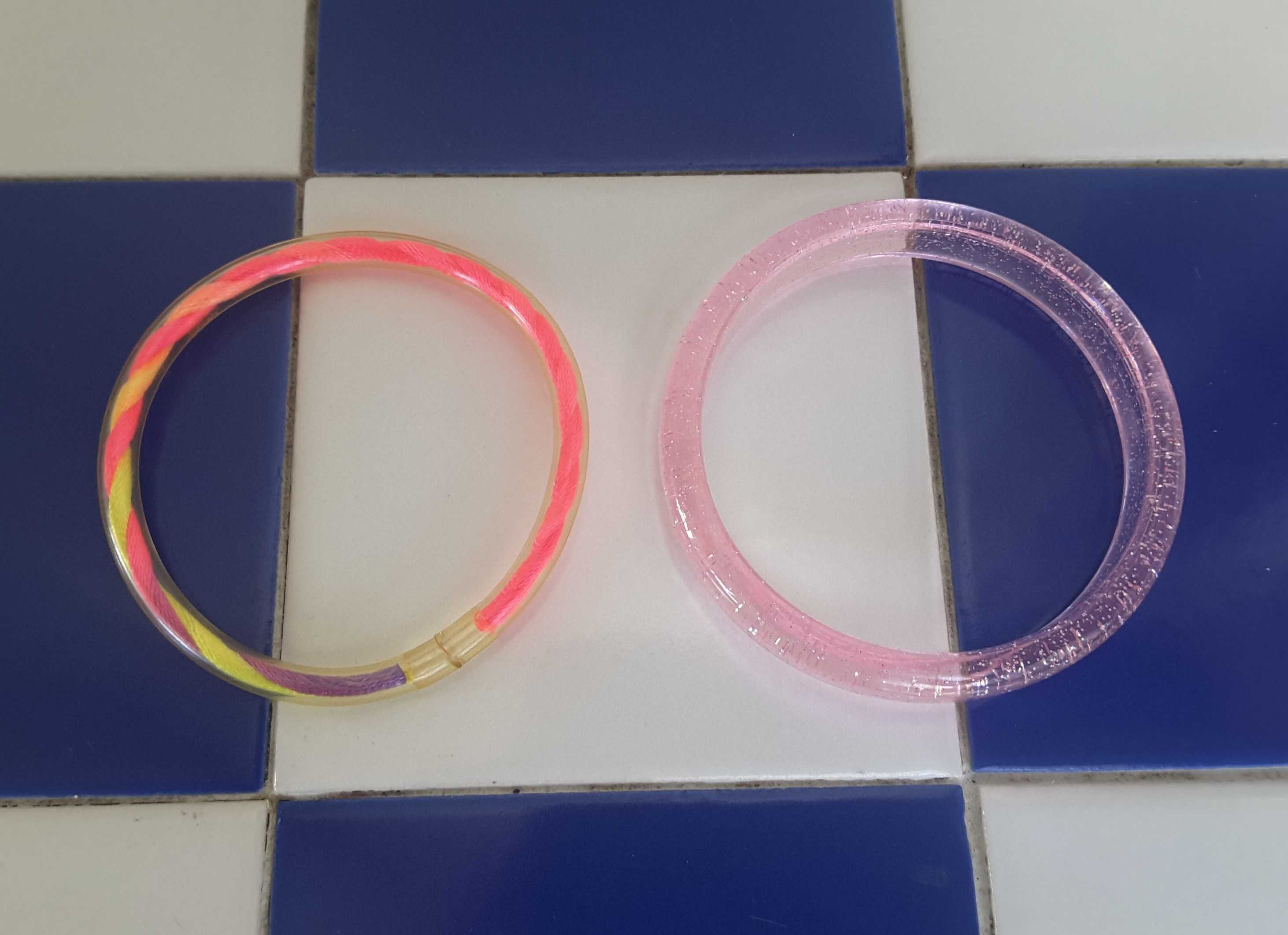 Colares/Fios/Pulseiras Retro/Originais Anos 90 (Como NOVOS) - 1€/cada!