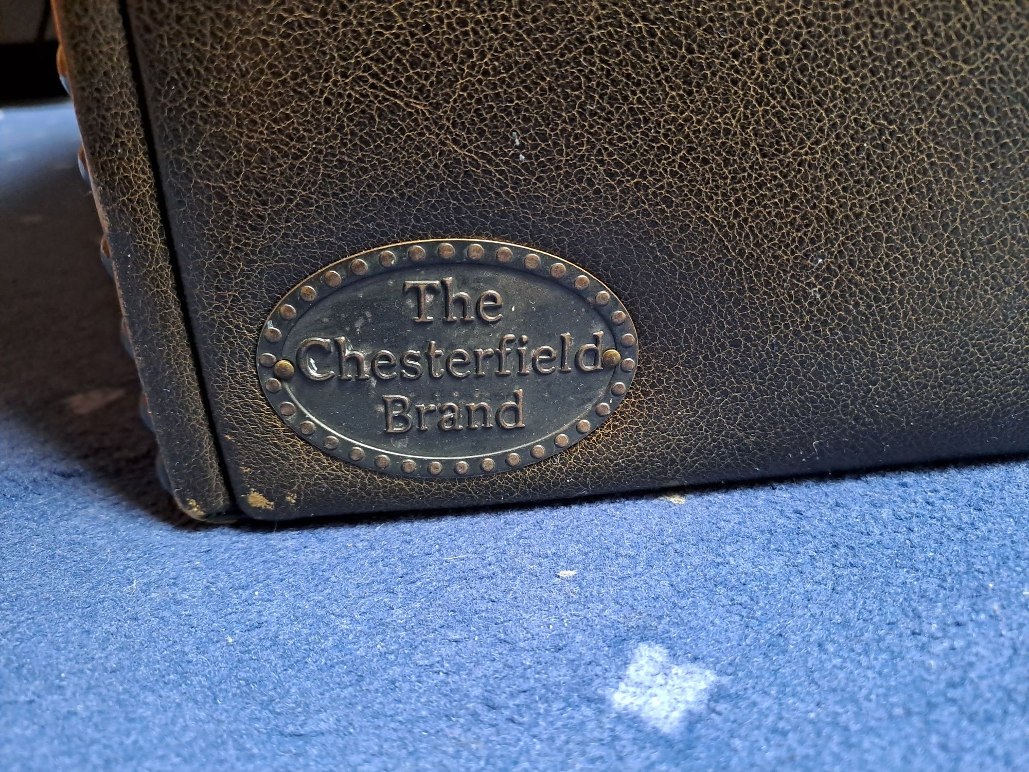 Oryginalna kanapa  2 osobowa The Chesterfield Brand