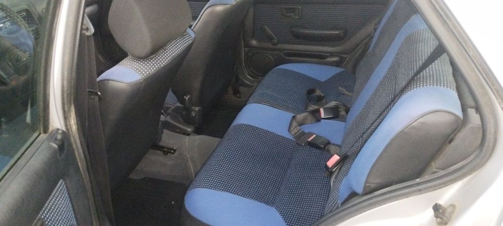 Peugeot 106 1.0 gasolina