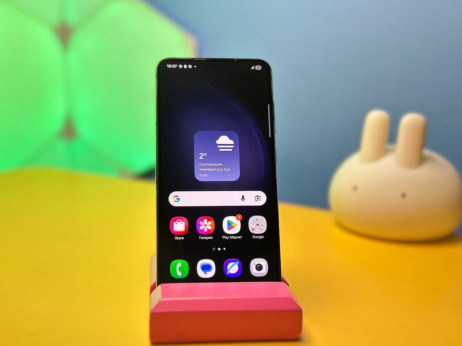 Смартфон Samsung Galaxy S23 8/256GB Black (150818) Б/У З ГАРАНТІЄЮ