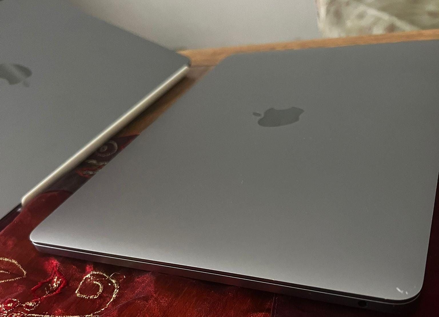 Apple macbook Pro M1 13.3cala  16/512  16ram/512ssd