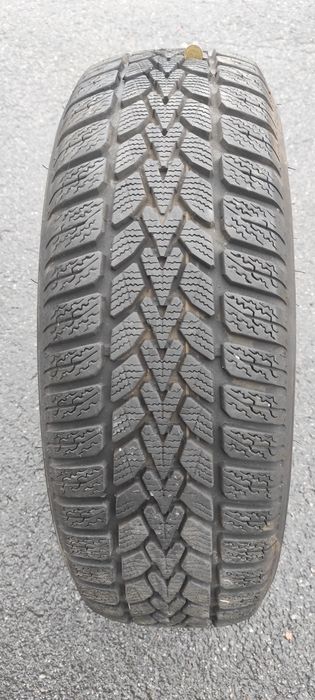 Продам зимние шины Dunlop