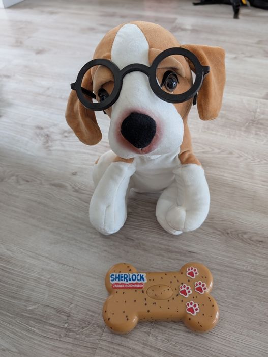 Pies sherlock, zabawka