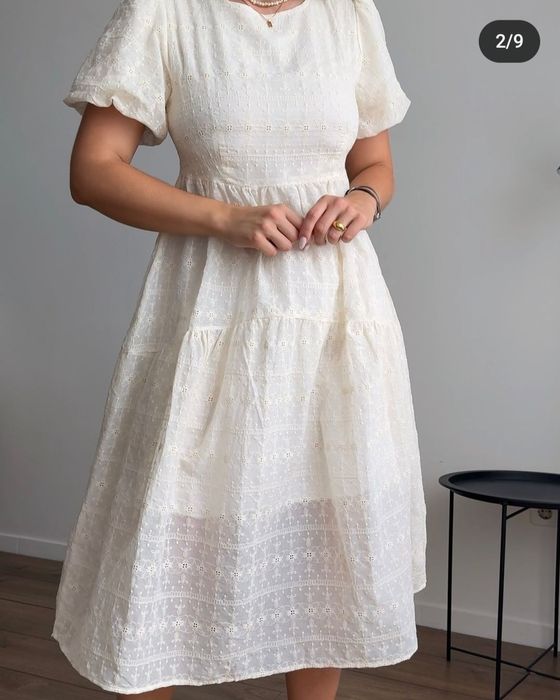 Ярусна чарівна сукня.