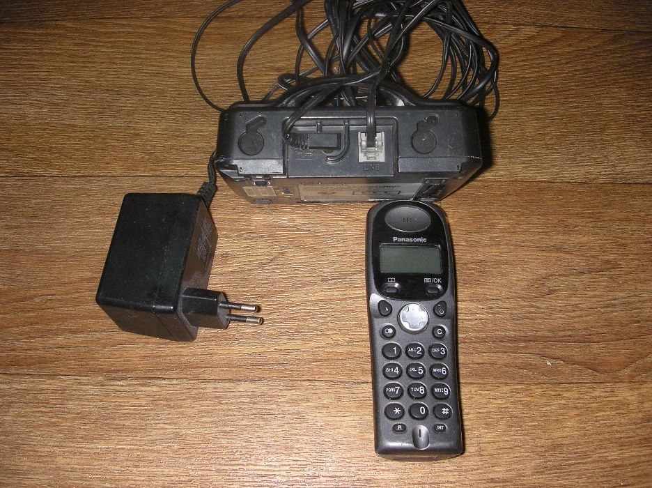 Радиотелефон Panasonic KX-TCD410RUТ с определителем номера(АОН)