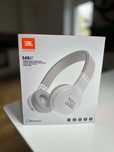 Nowe słuchawki bezprzewodowe JBL E45BT białe