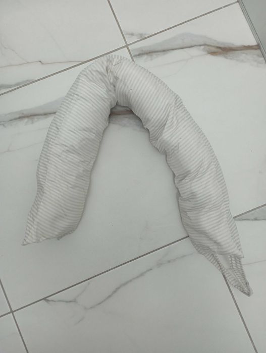 Валик для вікна чи під двері щоб не піддувало