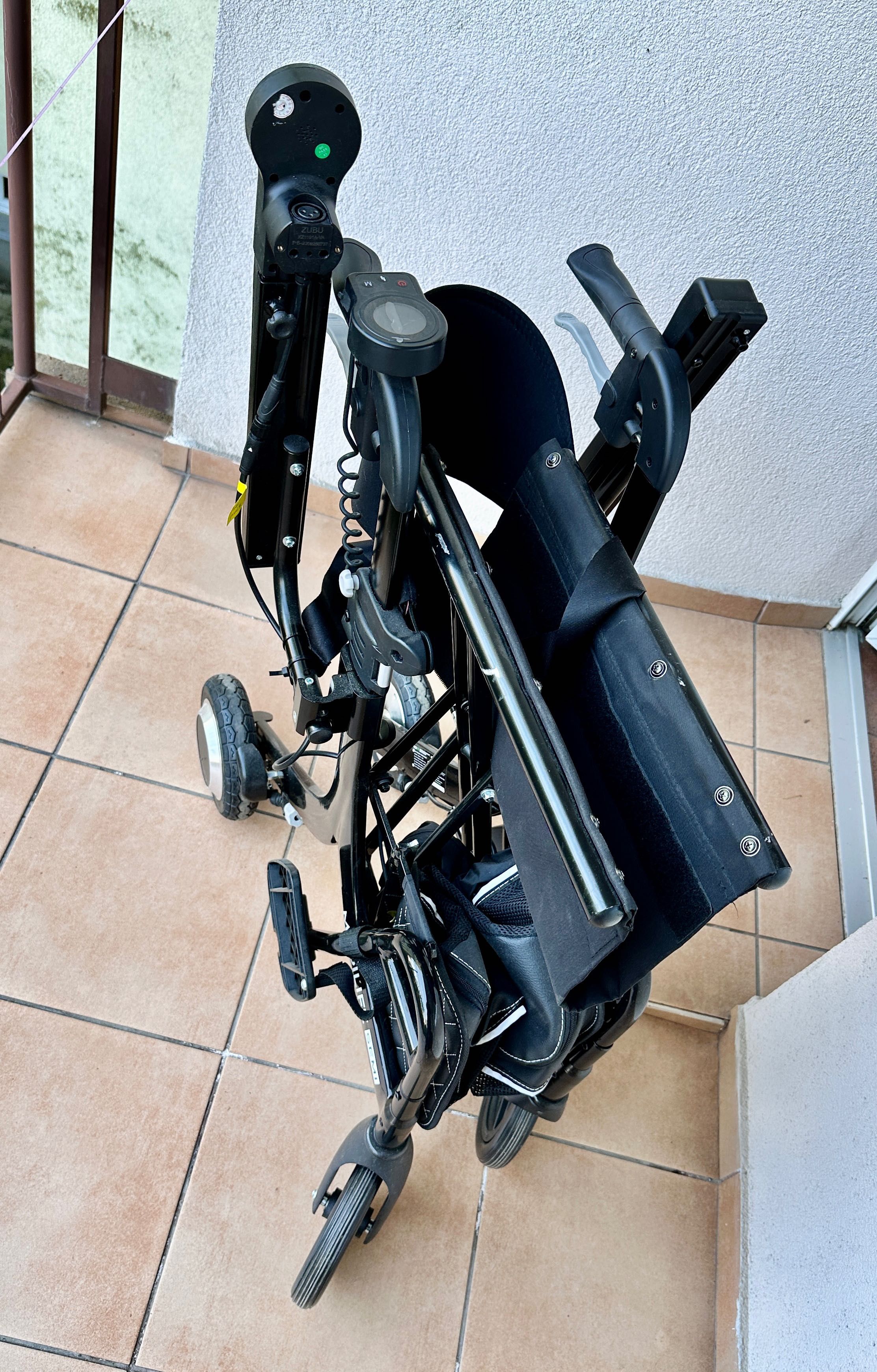 Wózek inwalidzki elektryczny, Multiplus Vitea Care + duże siedzenie