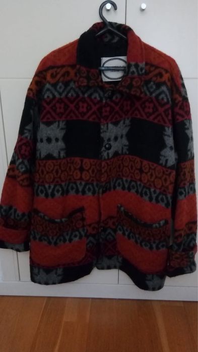 Casaco homem excelente para o frio