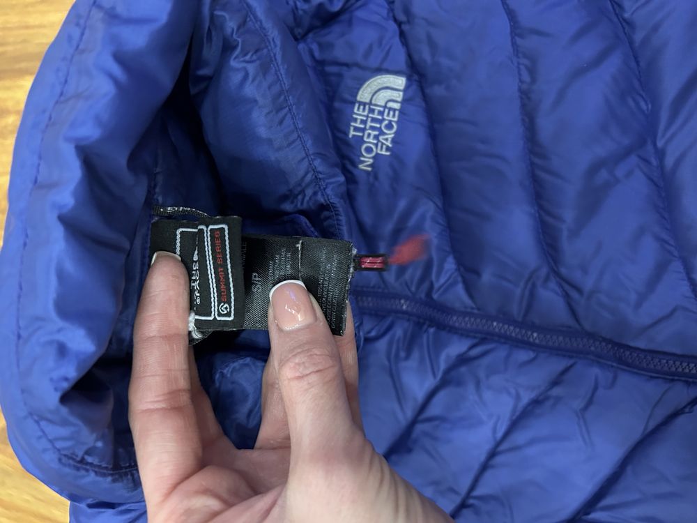 Легенька курточка the north face