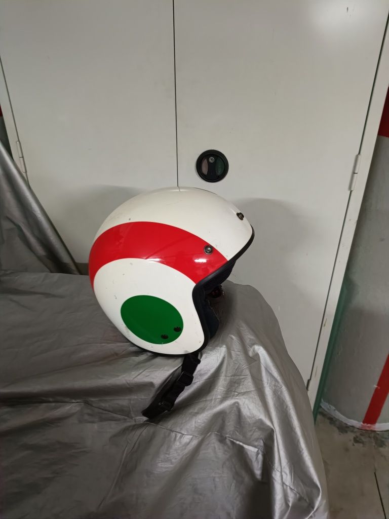 Capacete de mota