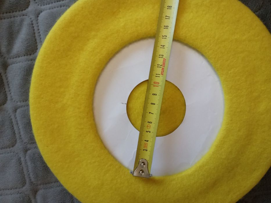 Берет жіночий. Вовна.