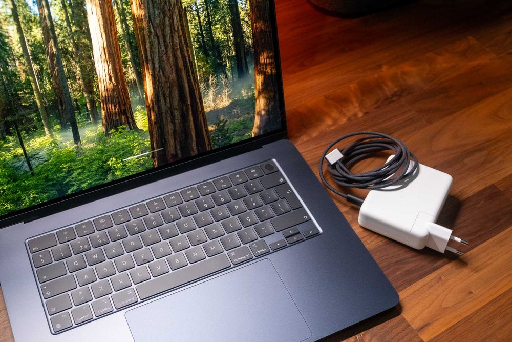 MacBook Air M2 – 15” / 16GB RAM / 512GB SSD - COMO NOVO