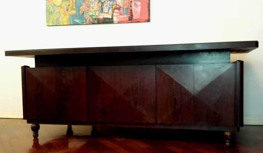 Secretária de Administração em Pau Santo (8 Gavetas)