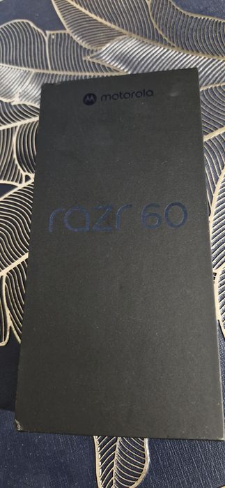 Motorola razr 60 5G 8/256GB