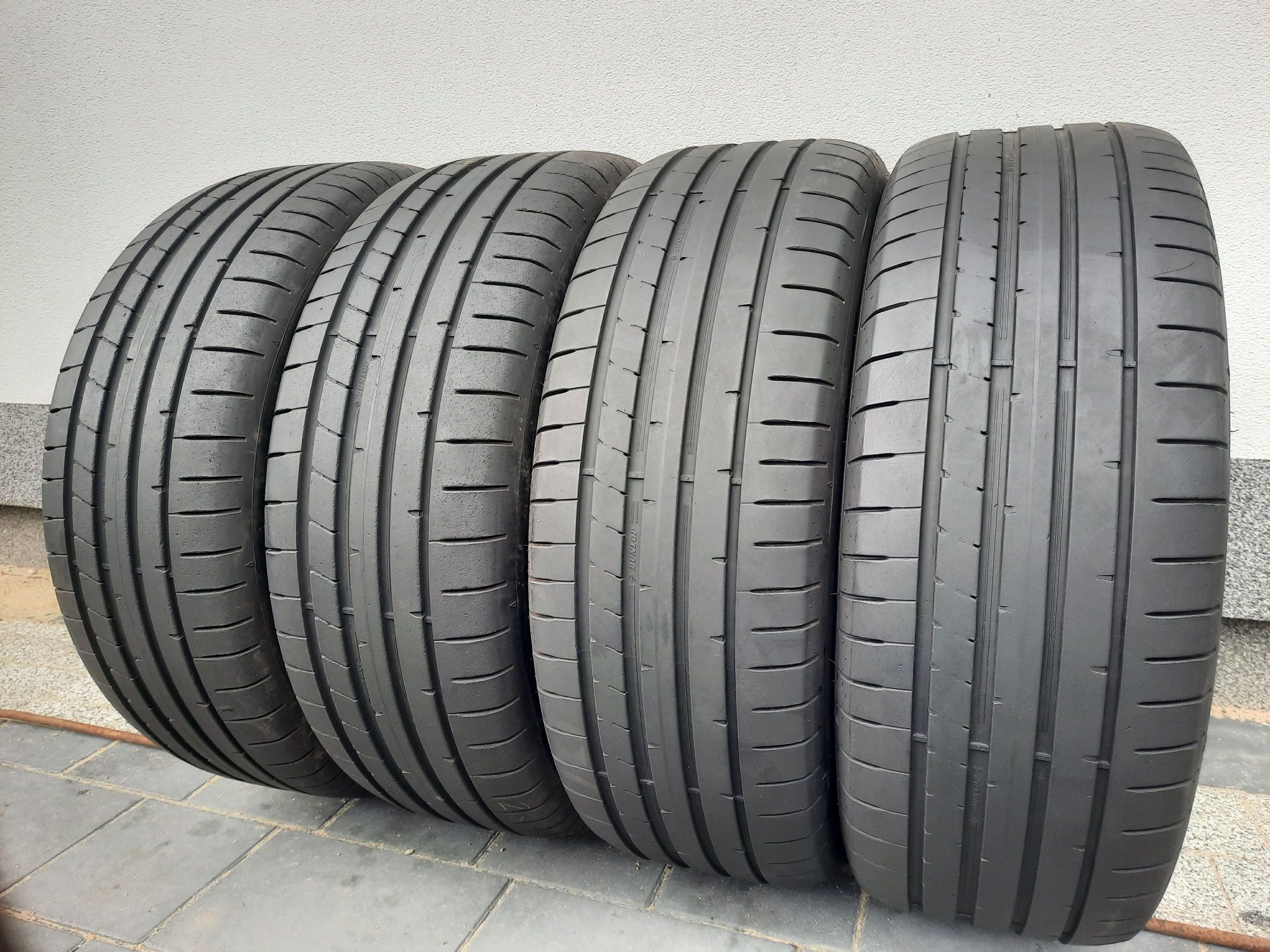 4 opony 235/55 R19 Dunlop Sport Maxx RT2 2022r 7mm