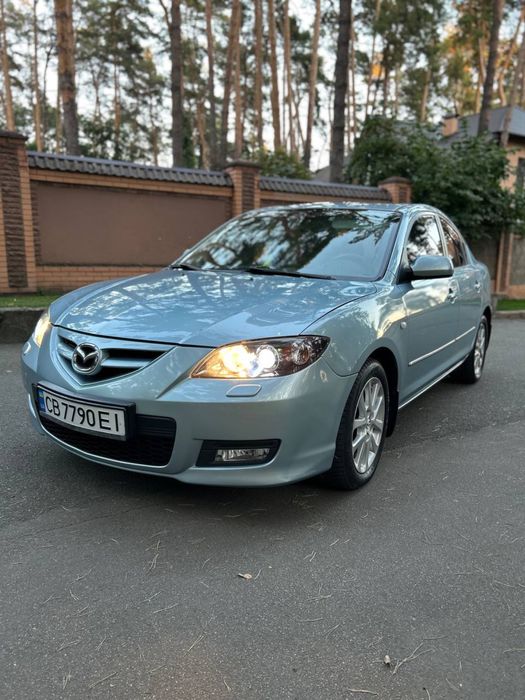 Mazda 3 2008 в отличном состоянии