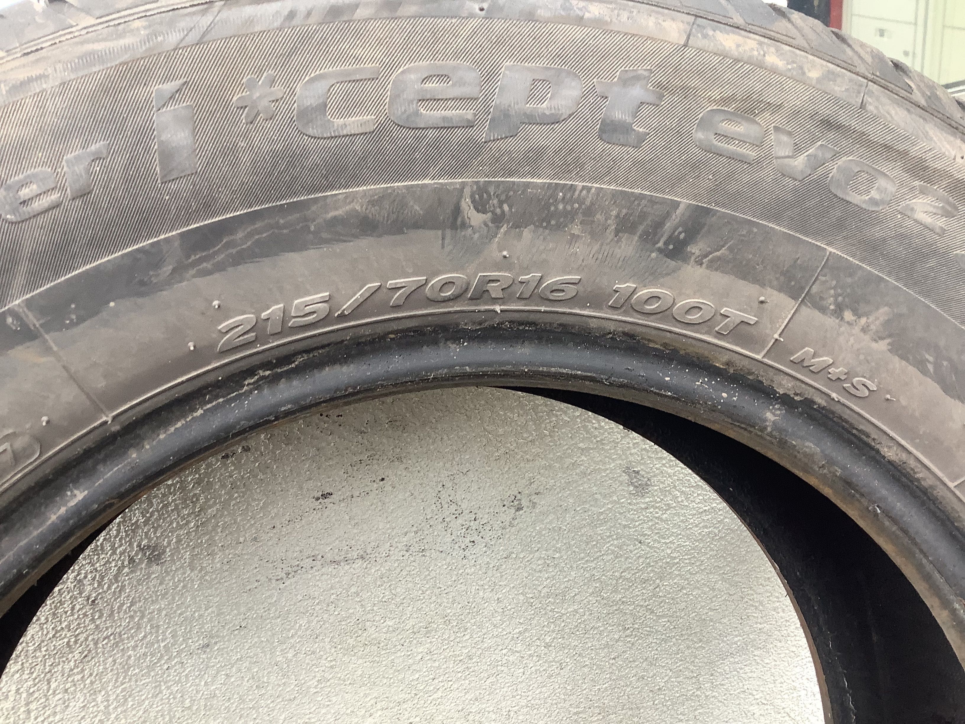 HANKOOK 215/70r16 2szt opony zimą zimowe 5,5mm 2017r