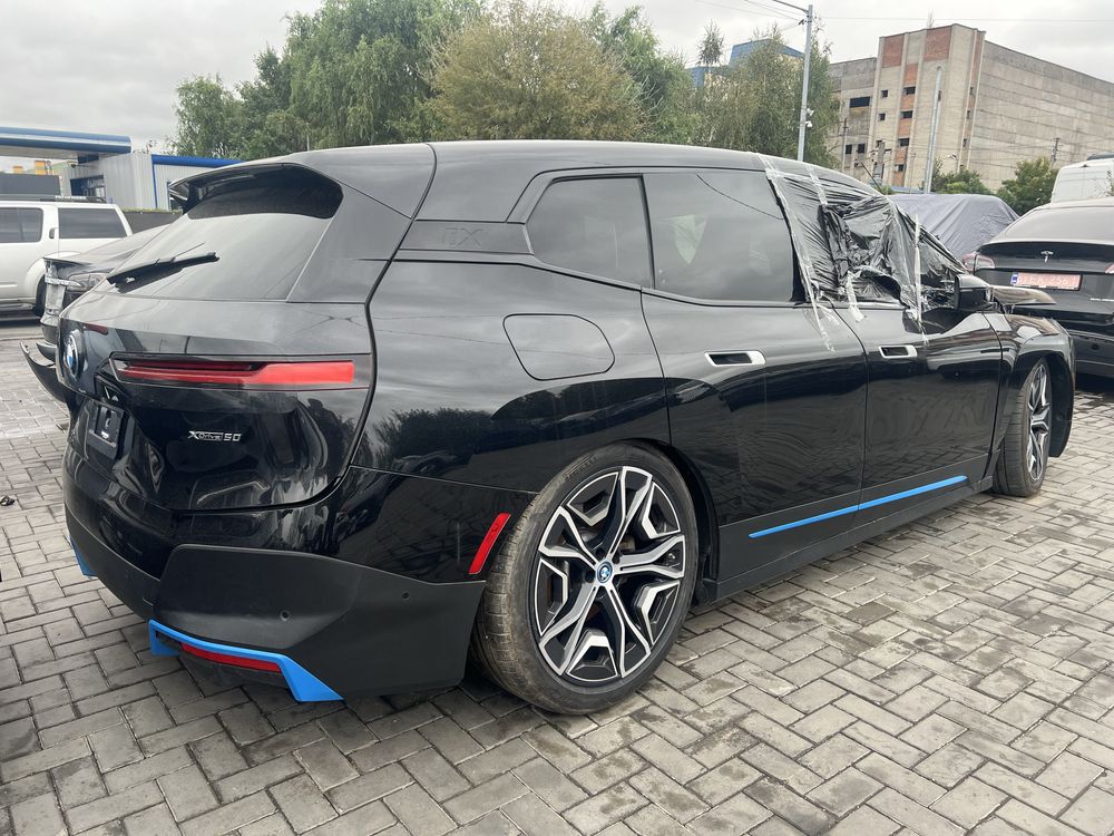 Кришка багажника BMW IX В НАЯВНОСТІ ляда скло фонарі камера бампер іх