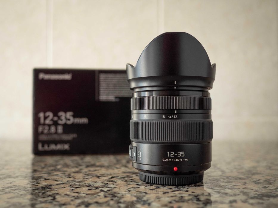 Objectiva Panasonic Lumix Zoom 12-35mm 2.8 MkII como nova.