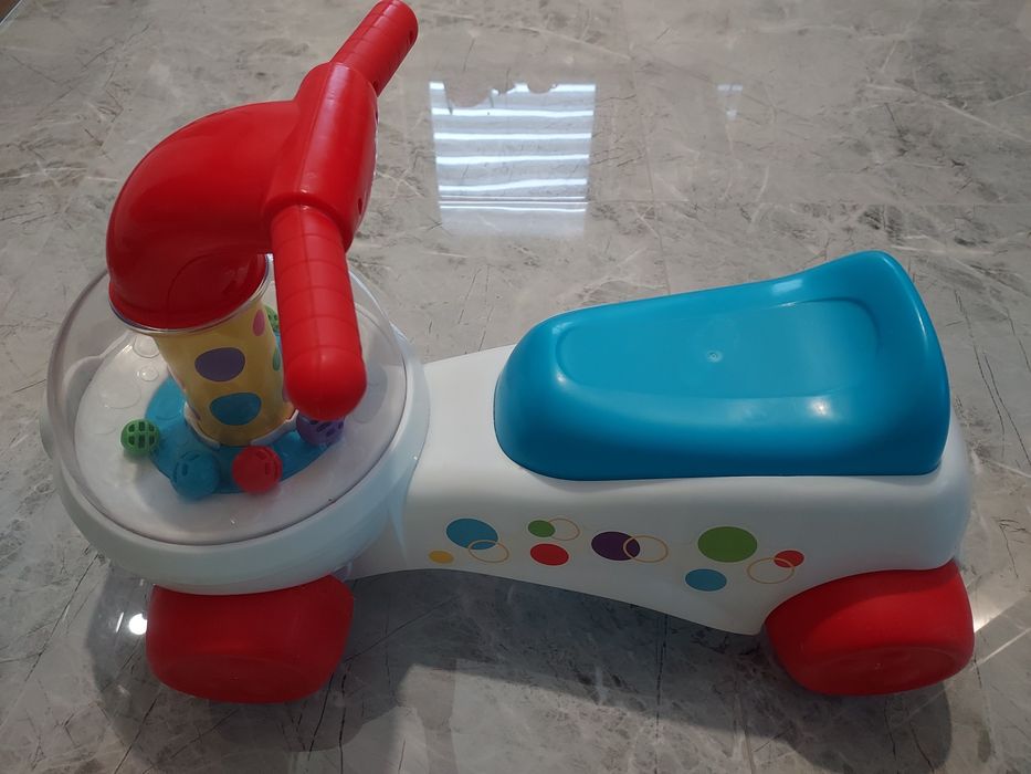 Rezerwacja! Fisher-Price Chodzik Jeździk strzelające kulki  75775