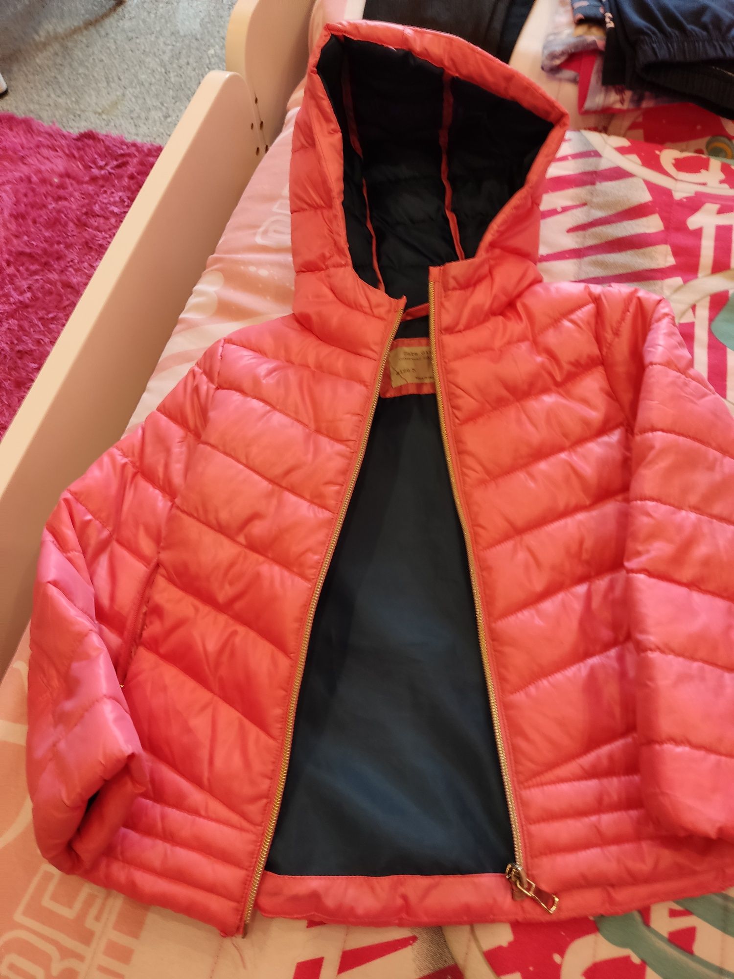 Kispo rosa quente e leve da ZARA