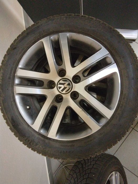 Opony zima Bridgestone Blizzak LM 005 z felgami VW 205/55 R16 jak NOWE