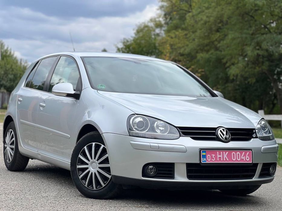 Volkswagen Golf R line