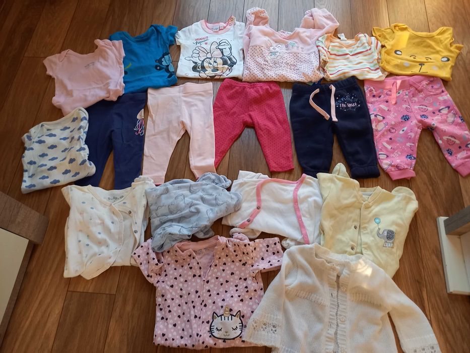 Ubranka 68 dziewczynka