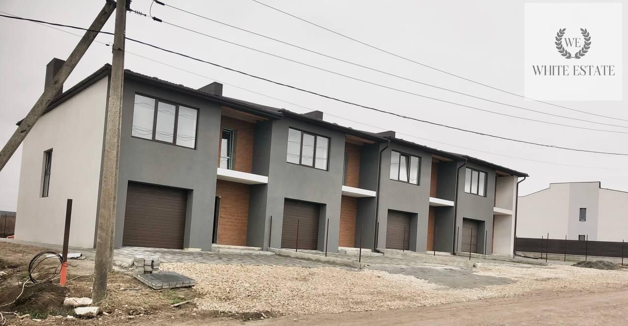 Продаж будинка таунхауса село Байківці