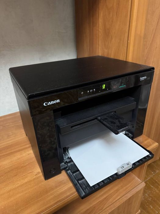 Продам принтер БФП Canon i-SENSYS MF3010(5252BO34AA) + 1картридж