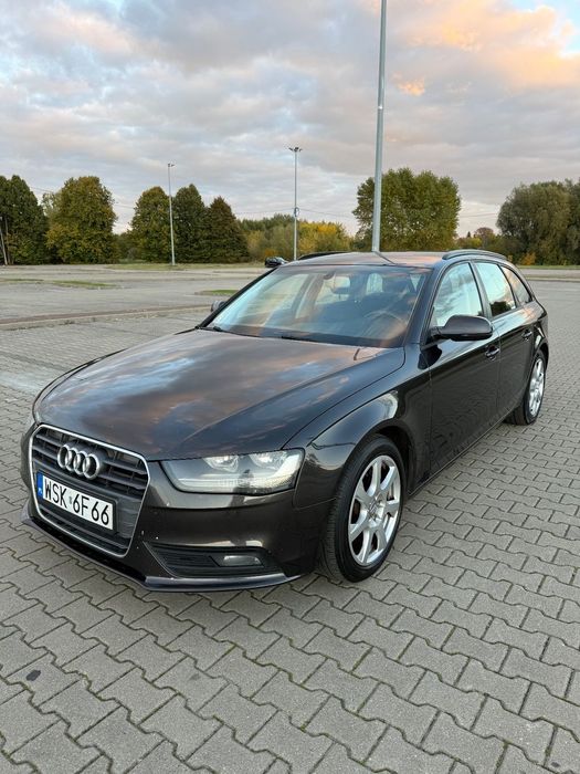 Audi A4 Avant Audi A4 B8 2.0TDI Lift Kombi Manual