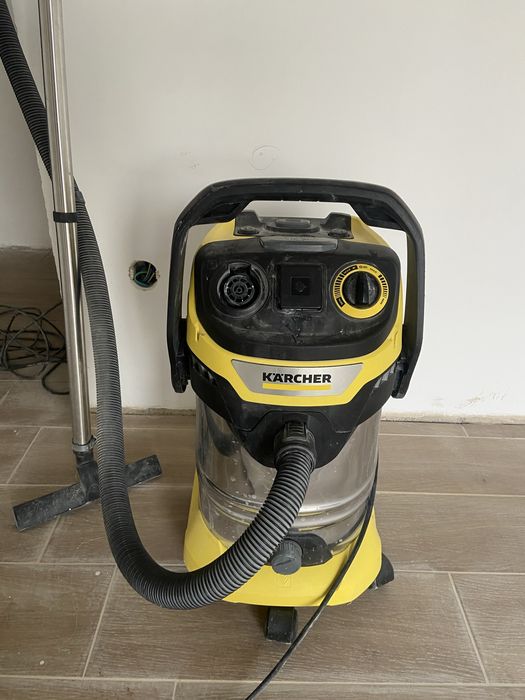Aluguer Aspirador karcher água e pó