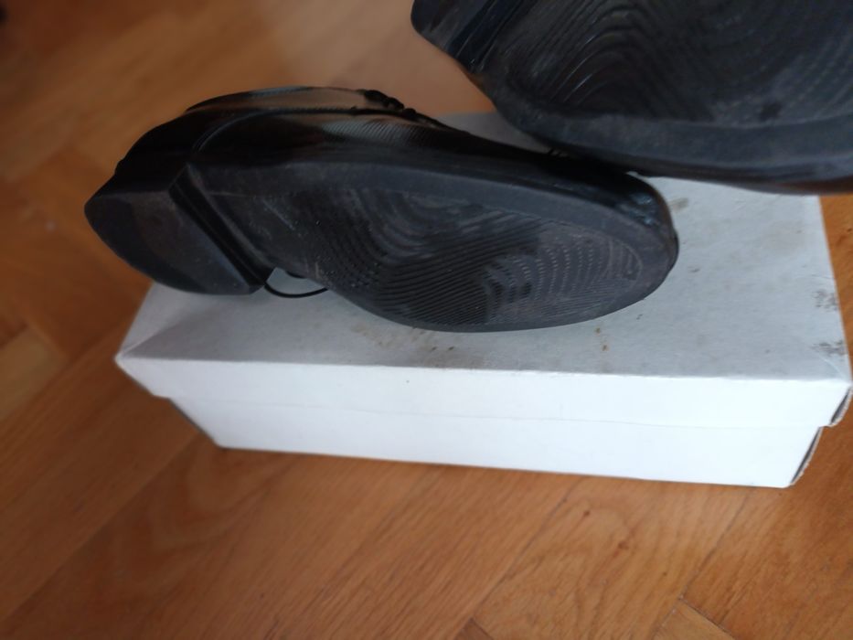 Eleganckie buty galowe skórzane wkladka 22,7 cm