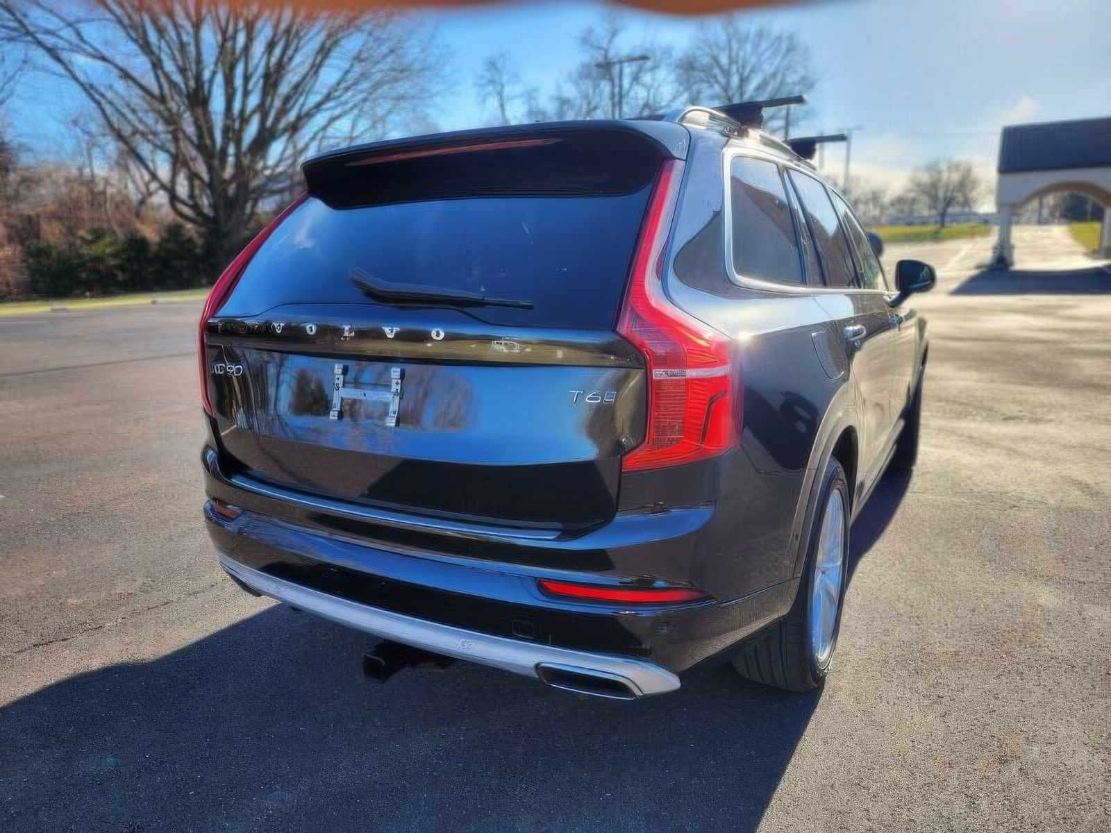 2016   Volvo   XC90