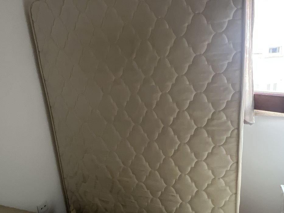 Marilena vendo guarda roupa tres portas cerejeira