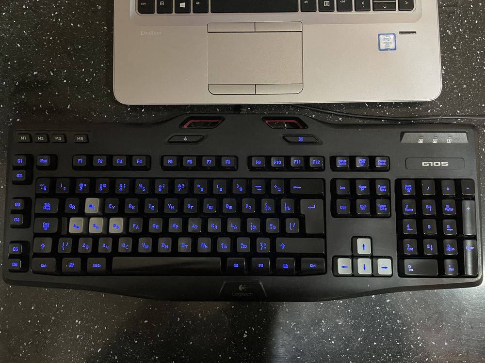 Клавіатура Logitech G105 ідеальний стан