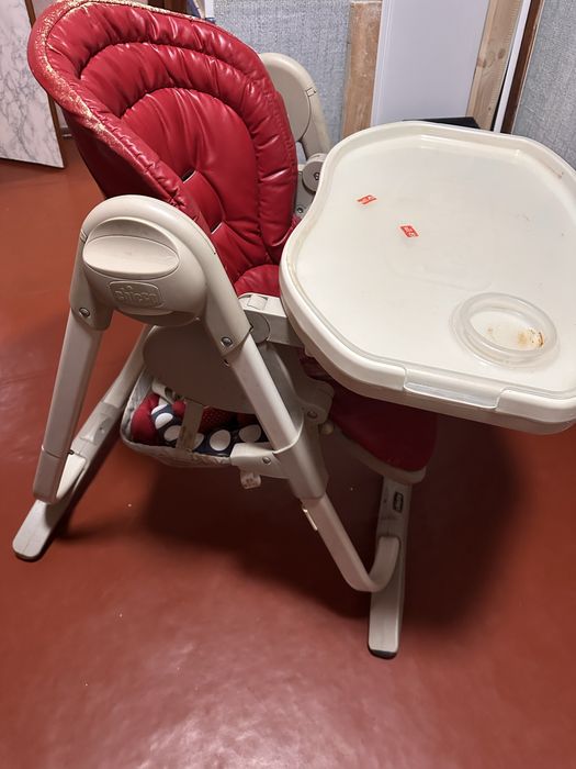 Стільчик для годування Chicco.