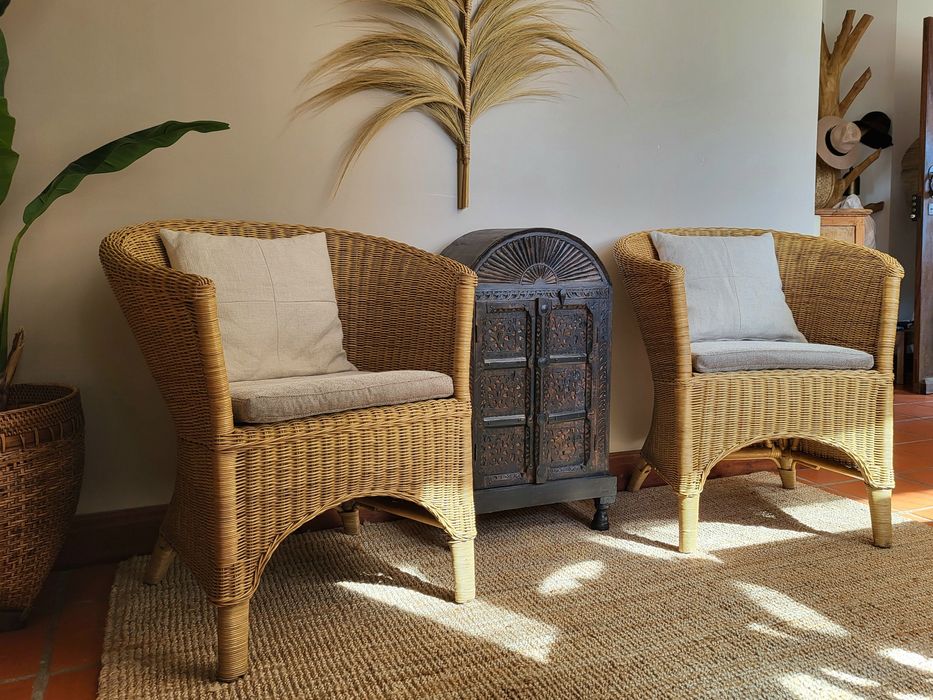 2 cadeiras, cadeirao, poltrona, verga, rattan, rustico