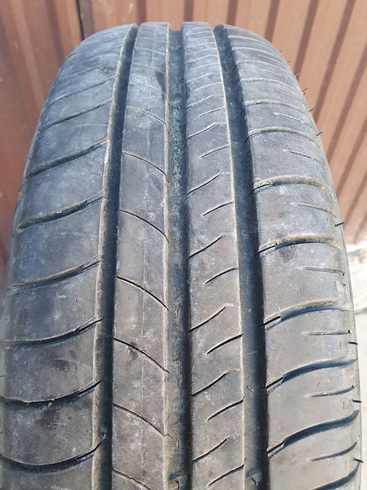 Opony letnie 165/65/15