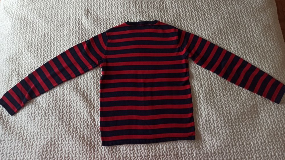 Sweterek chłopięcy H&M 140 nowy bez metki