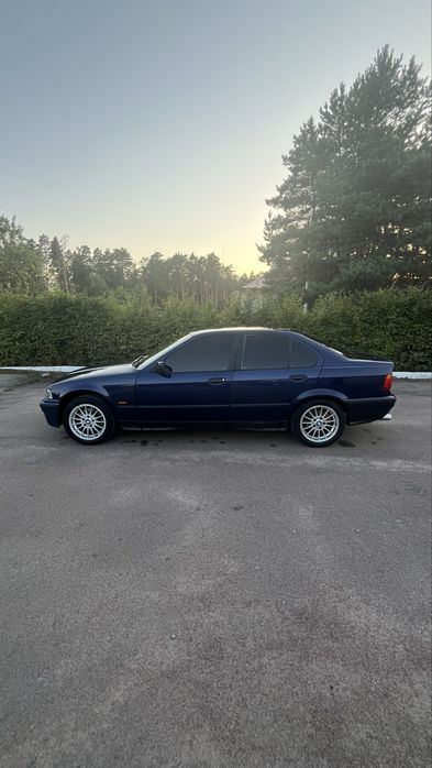 Продам BMW E36 деталі за номером