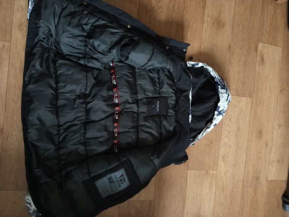 Чоловіча зимова куртка р.М
