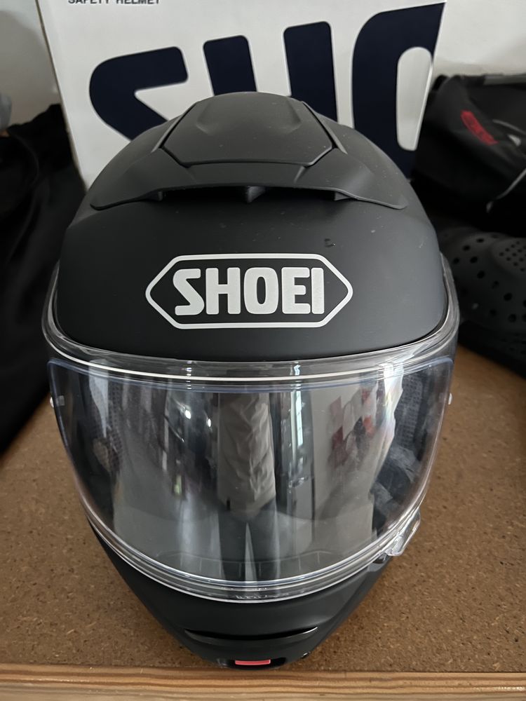 Capacete SHOEI Neotec II