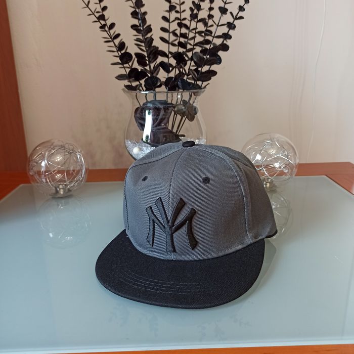 Kaszkietówka czapka z daszkiem męska rozmiar uniwersalny regulowana