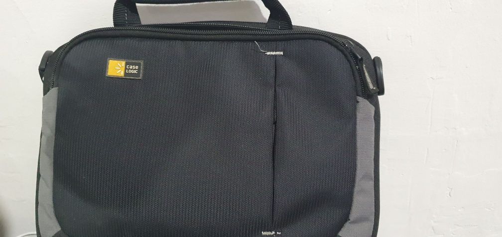 Computador Asus com Bolsa